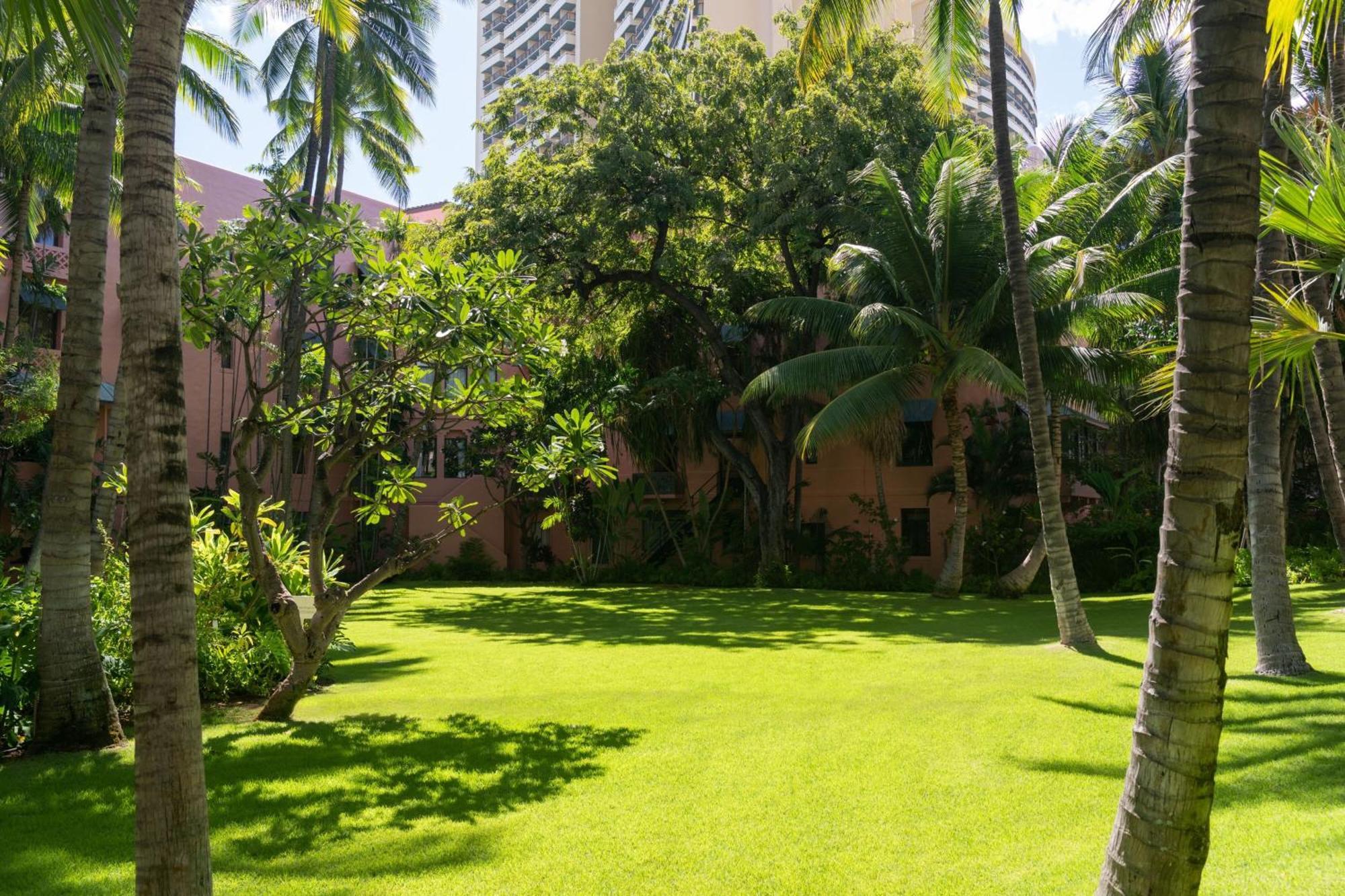 The Royal Hawaiian, A Luxury Collection Resort, Waikiki Honolulu Esterno foto