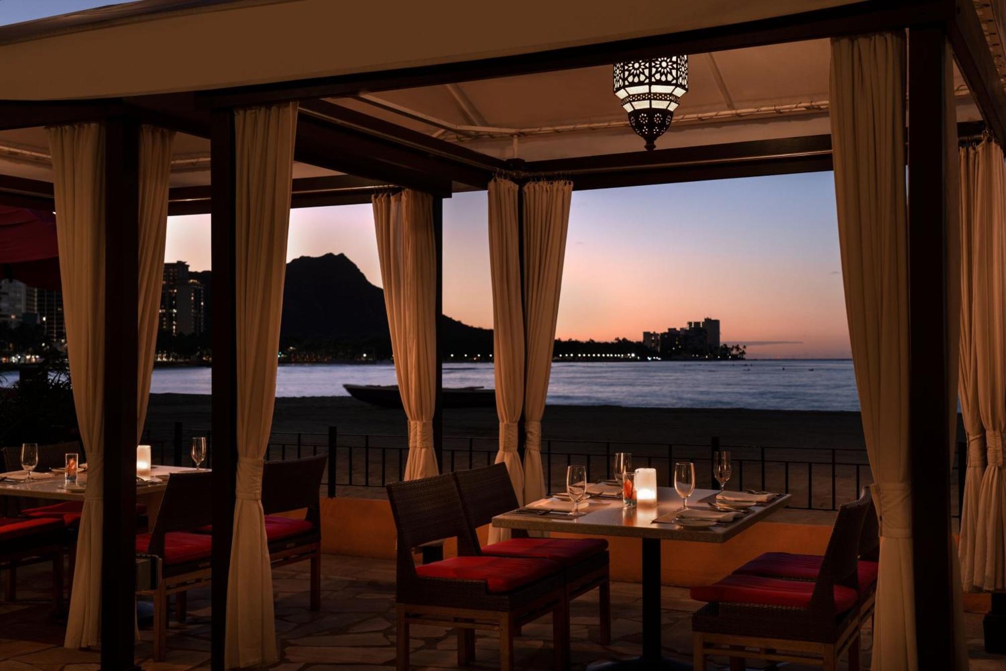 The Royal Hawaiian, A Luxury Collection Resort, Waikiki Honolulu Esterno foto